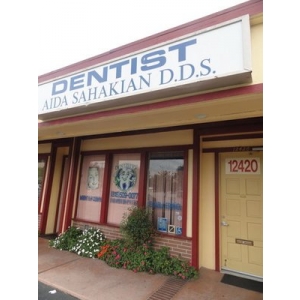 Aida Sahakyan Dental Clinic North Hollywood